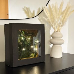 Картина из мха и растений, 25 × 25 см, в подарочной коробке с LED-подсветкой